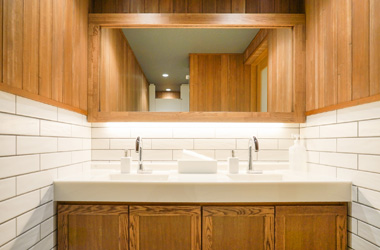 洗面化粧台の塗装